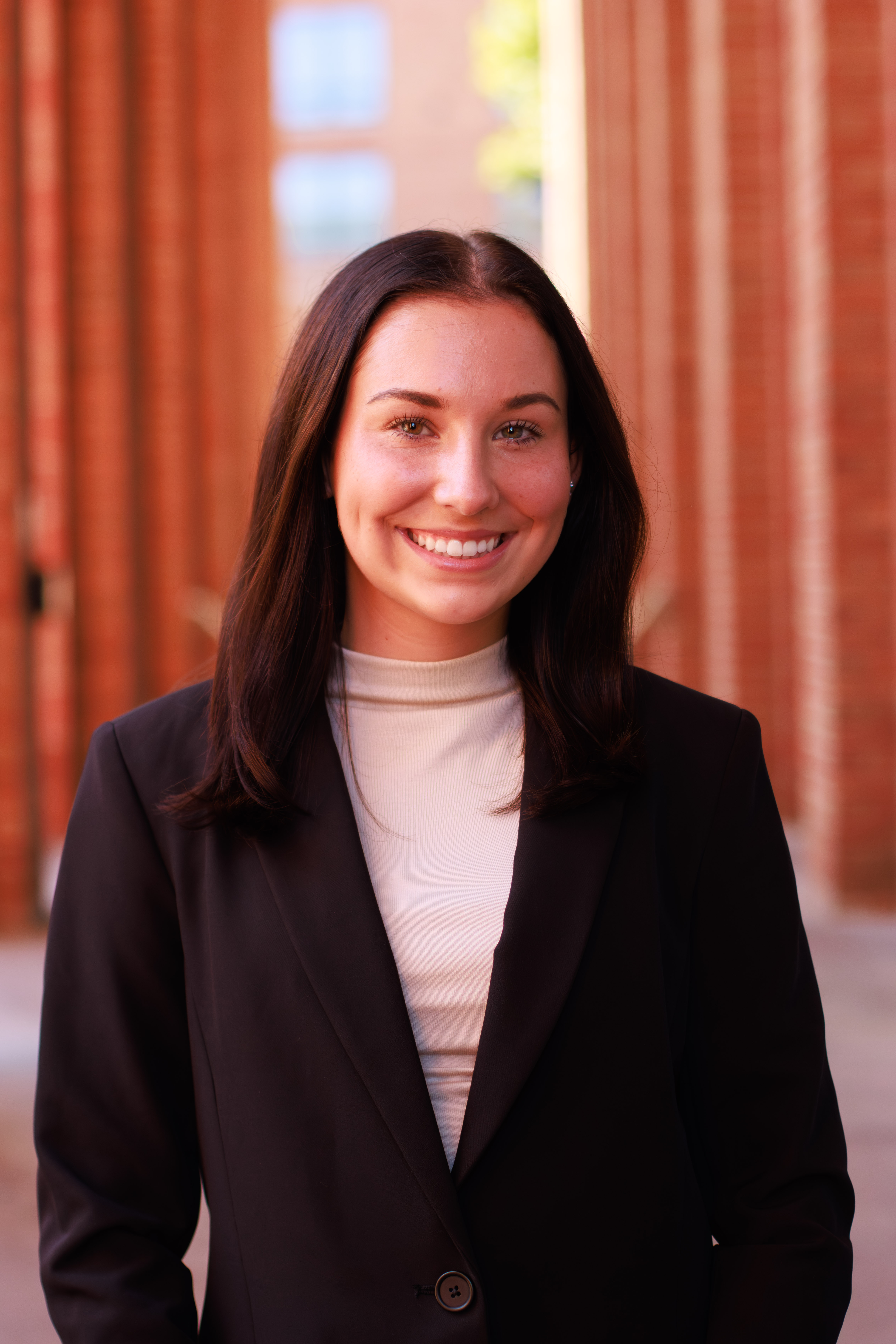 Presley Dakoff Headshot